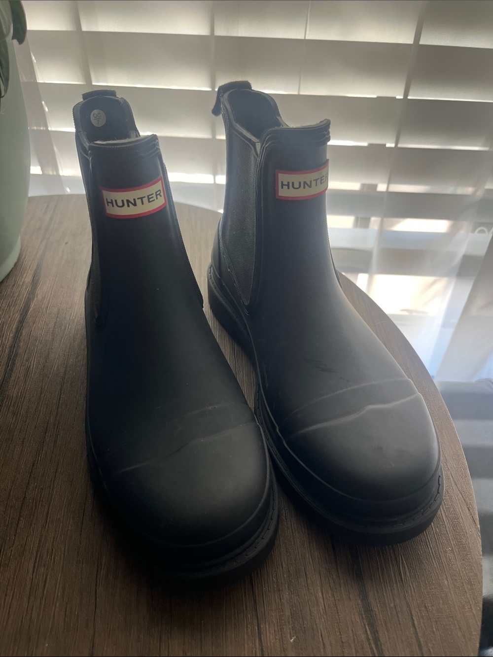 Hunter Kids Black Chelsea Rain Boots with Red Logo Trim
